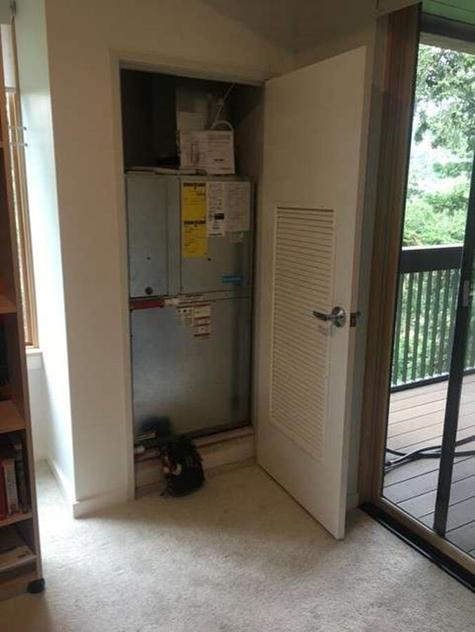 Vertical terminal heat pump